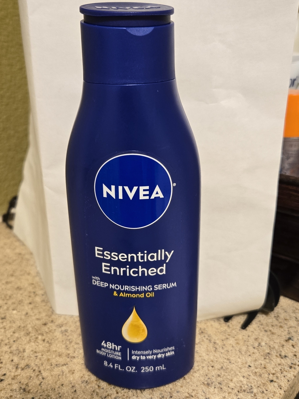 NIVEA Essentially Enriched Deep Nourishing Body Lotion - Blue